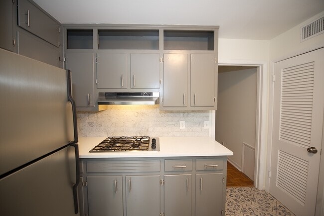 Photo - 3535 Roswell Rd NE