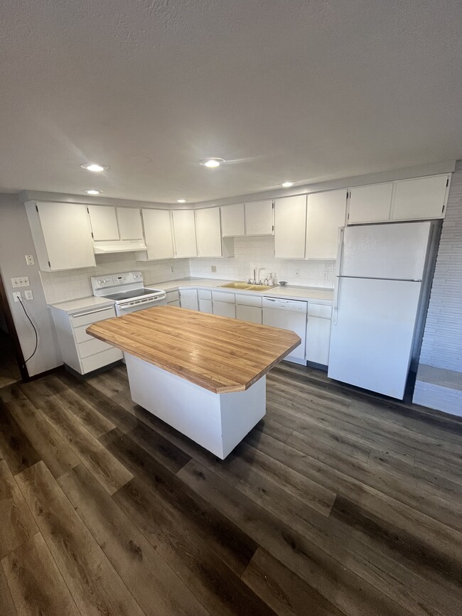 Photo - 15207 E Mission Ave