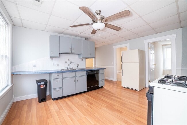 Photo - 18 Gage St Unit 1