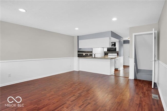 Photo - 6010 S Bay Dr