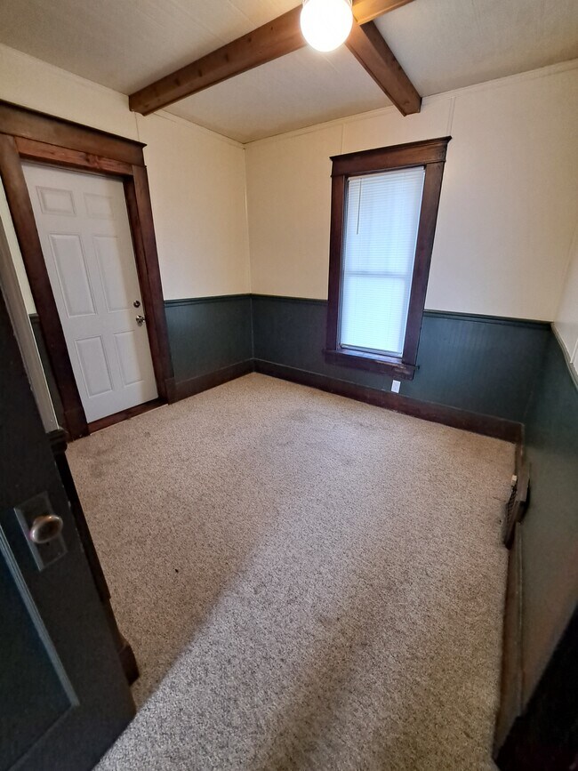 Photo - 205 S 2nd St Unit Apt 1