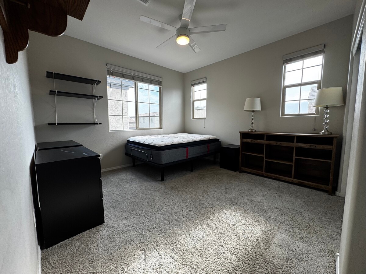 Photo - 2742 S Harmony Ave Townhome
