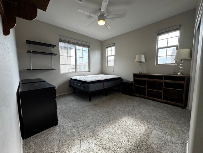 Building Photo - 2742 S Harmony Ave Rental