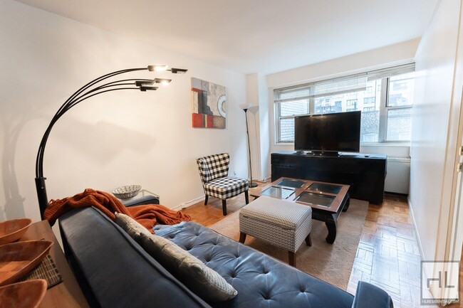 EAST 48 STREET - EAST 48 STREET Apartamento Unidad 8C