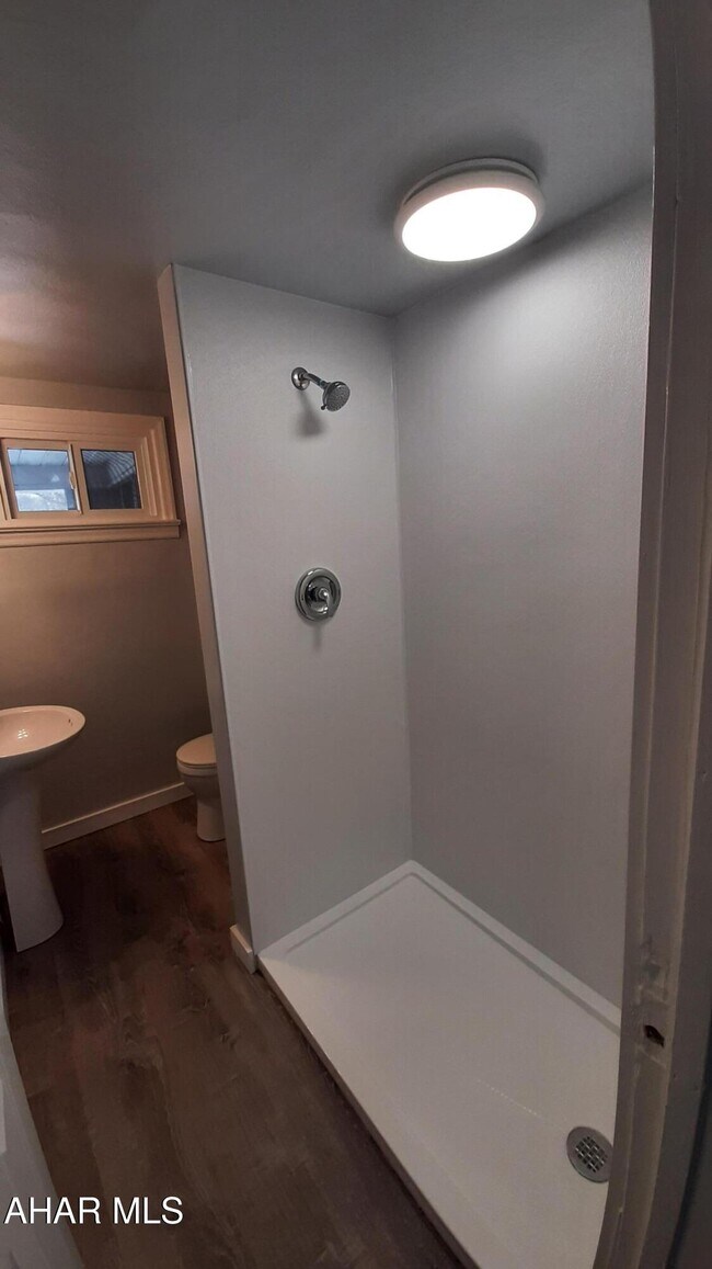 Photo - 314 Pennsylvania Ave