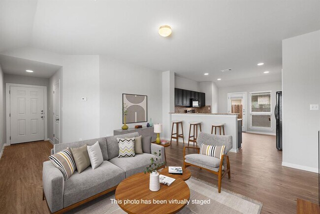 Photo - 13024 Tinker St