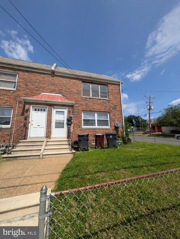 Building Photo - 2511 Carter St Rental