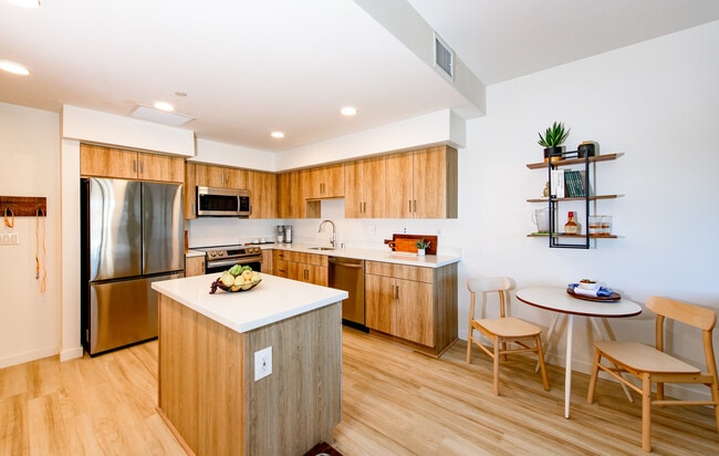 Rising Sun Apartments