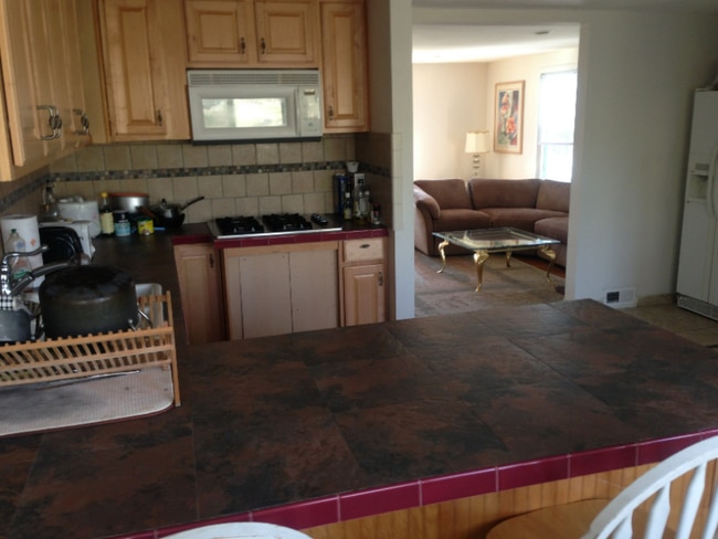 Photo - 13 Merklin Ave Unidad 9 Glenview Drive