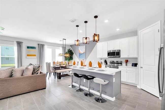 Photo - 2131 Derwent Dr