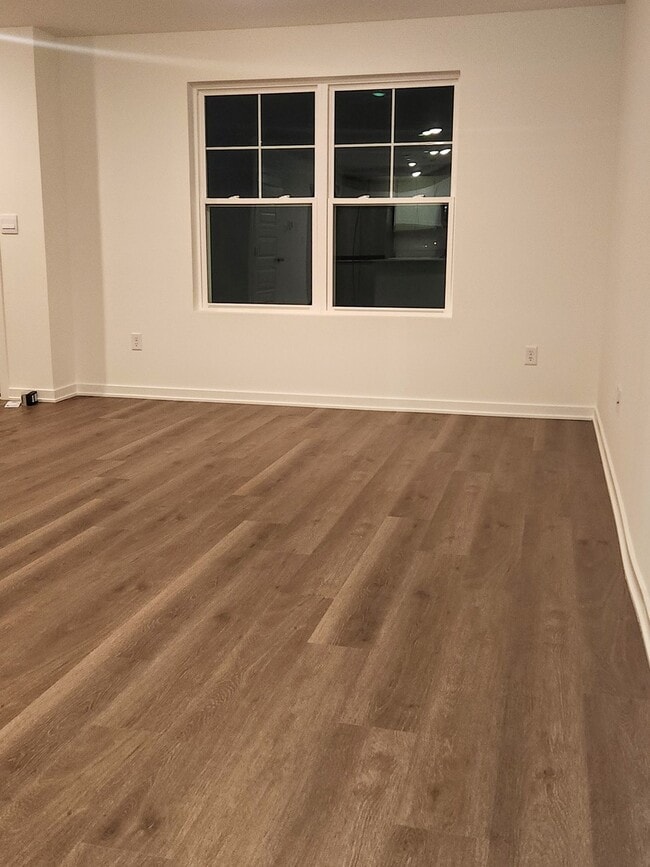 Photo - 2334 Noble Ln