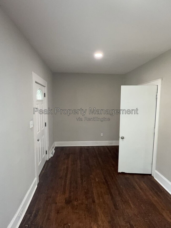Photo - 114 Lee Ave