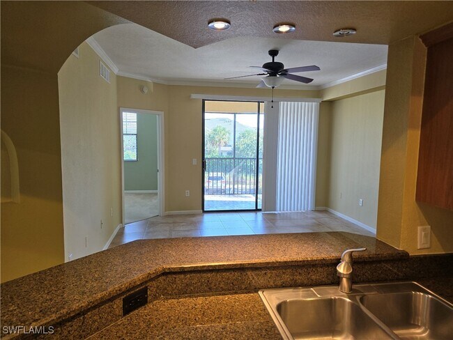Photo - 12940 Positano Cir Unit 201