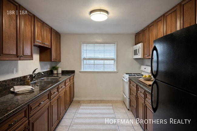 Building Photo - 410 S Sierra Madre Blvd Unit 22