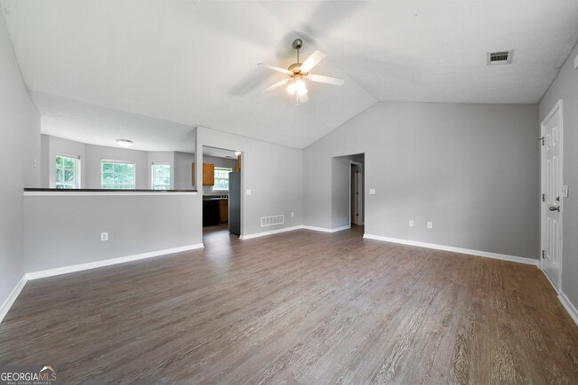 Photo - 761 Twin Oaks Ln