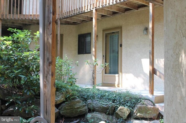 Building Photo - 405 Pritchard Pl