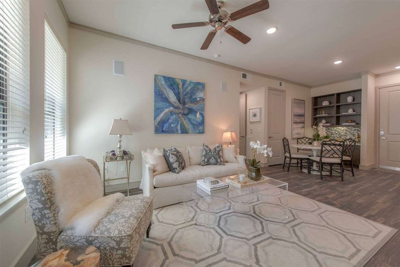 Photo - 1800 St Joseph Pkwy Unidad 209