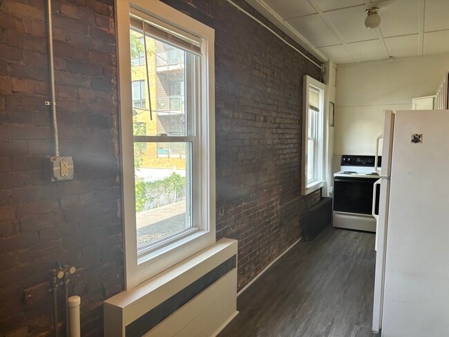 Photo - 75 N Main St Unit 201