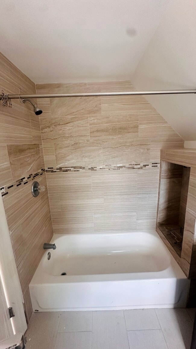 Photo - 5115 E Roosevelt Blvd Unit B