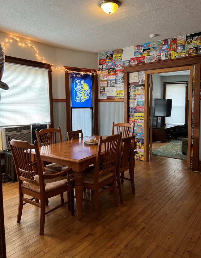 Main Dining Room - 909 Brooklawn Dr House