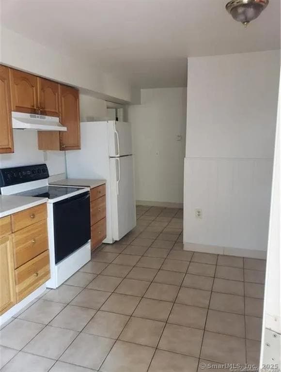 Photo - 1469 Thomaston Ave