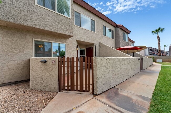Photo - Stylish Dobson Glen Townhome | Updated Kitchen, Loft & Pool Access