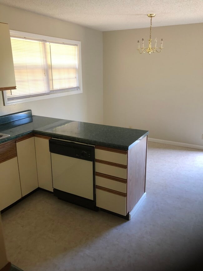 Photo - 4440 Clifton Glendale Rd