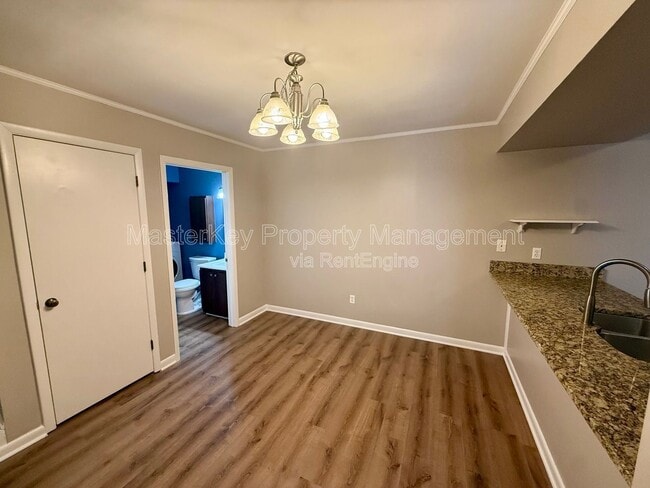 Photo - 104 Finley Forest Dr