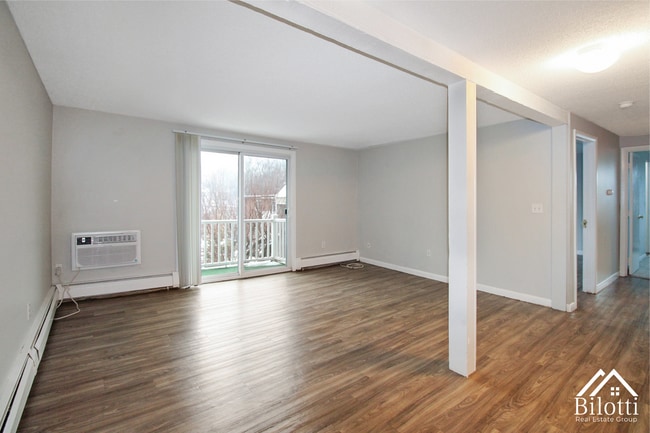 Photo - Pocasset Village