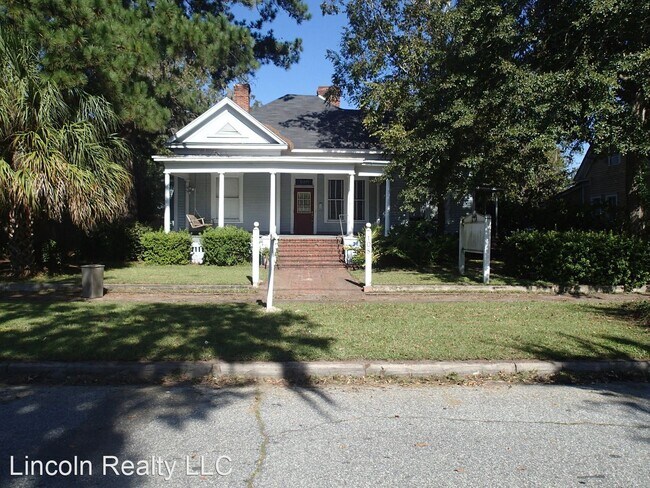 Photo - 5 br, 3 bath House - 108 E Adair St