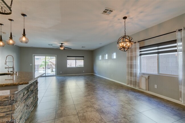 Photo - 9114 Mastodon Ave