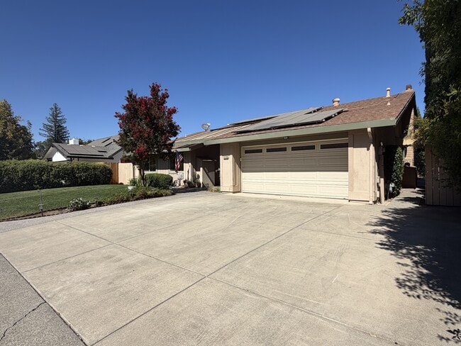 Photo - 113 Riverview Ct