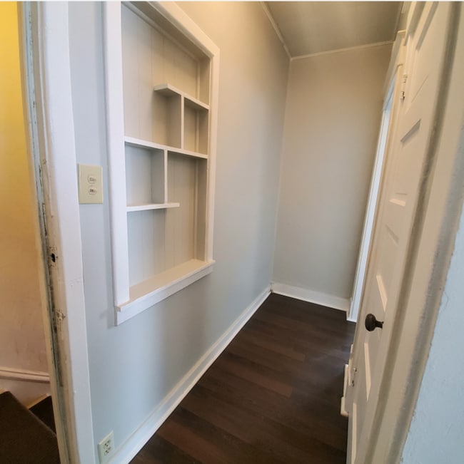 Photo - 1105 E 5th St Unit 1105 E 5th ST 1/2