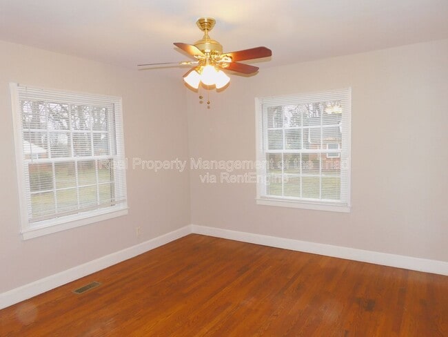 Photo - 1232 Pamlico Dr