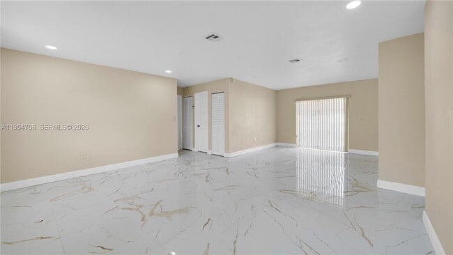 Photo - 2411 NW 208th St