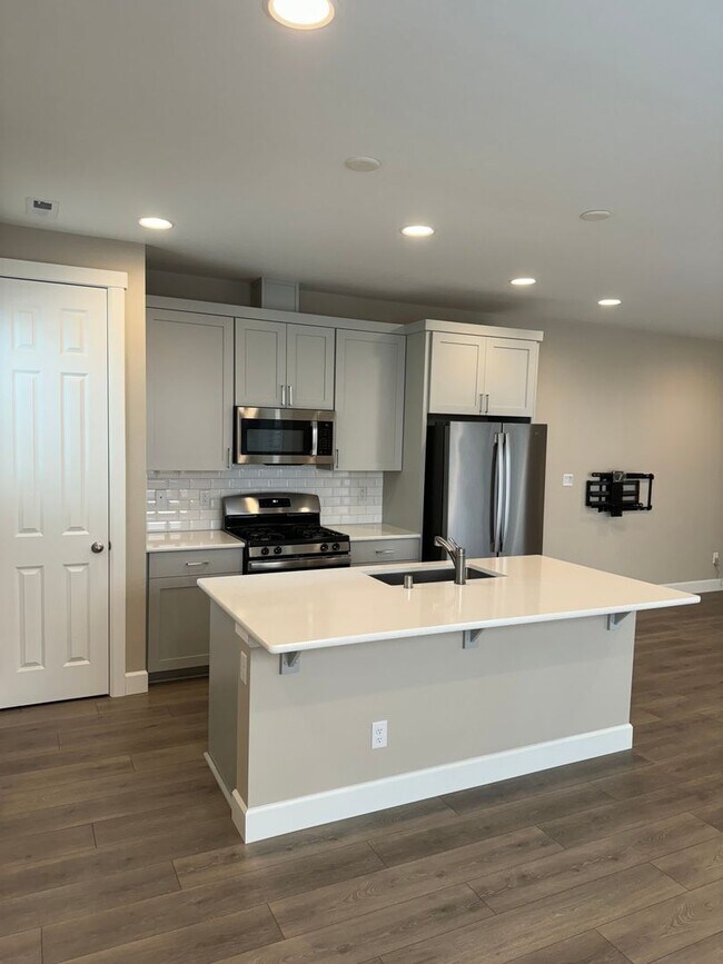 Photo - 13123 192nd Ave E