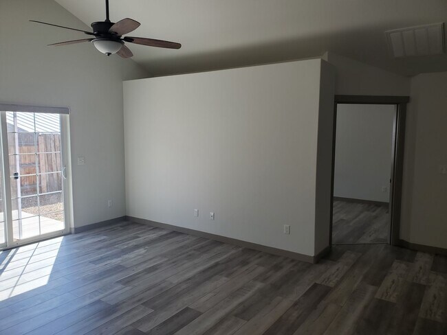 Photo - 1545 SW Kalama Ave Apartamento Unidad 1545