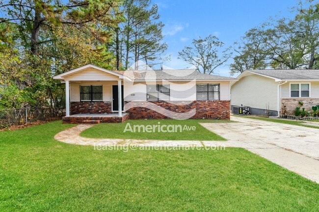 Building Photo - 1131 26th Ave N