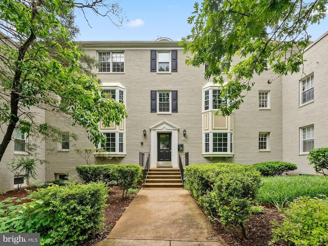 Photo - 708 S Arlington Mill Dr Unit 104