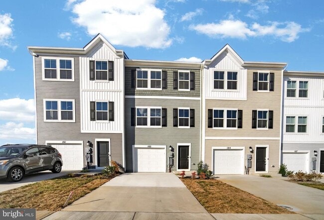 Building Photo - 103 Brashear Ct