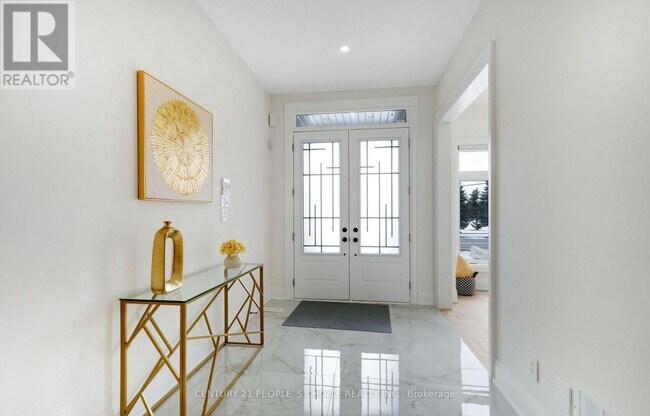 Photo - 8915 Heritage Rd