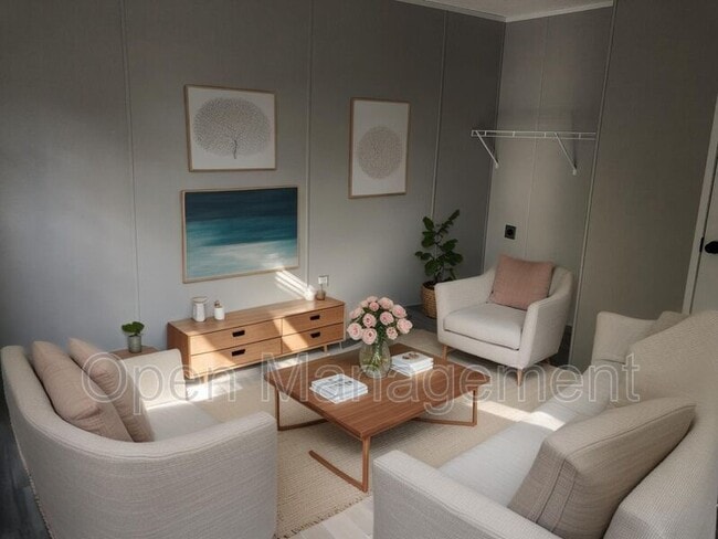 Photo - 301 Mantle Ave