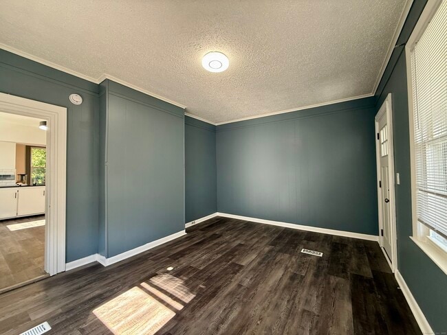 Photo - 22 Hawthorne Ave