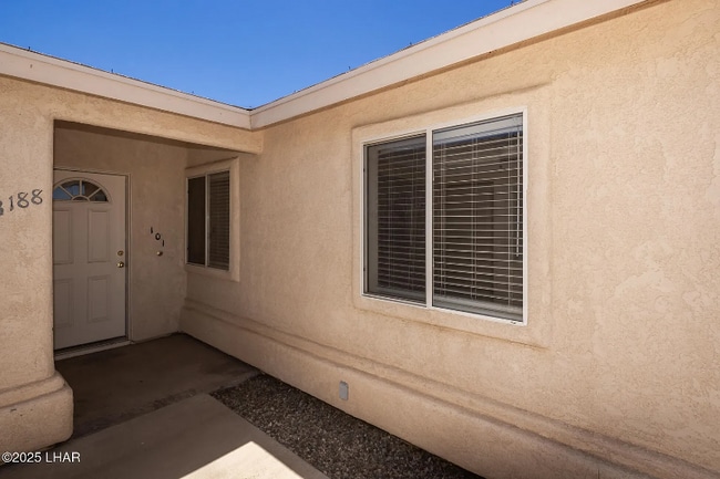 Building Photo - 3188 Desert Dr Rental