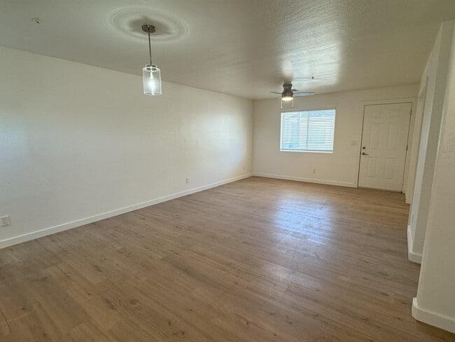 1455 E Taylor St Unit 3
