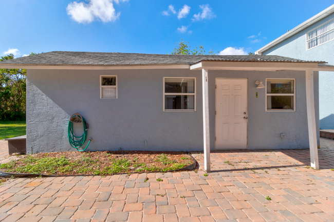 Photo - 68 Fairview Ave Townhome