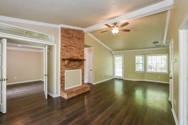 Photo - 14155 Creek Hill