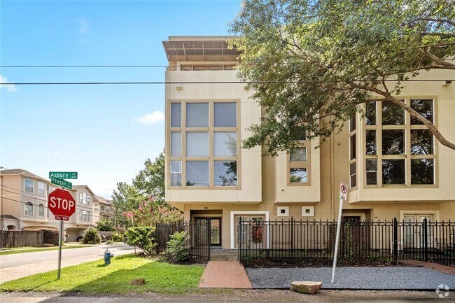 Building Photo - 332 Asbury St Rental