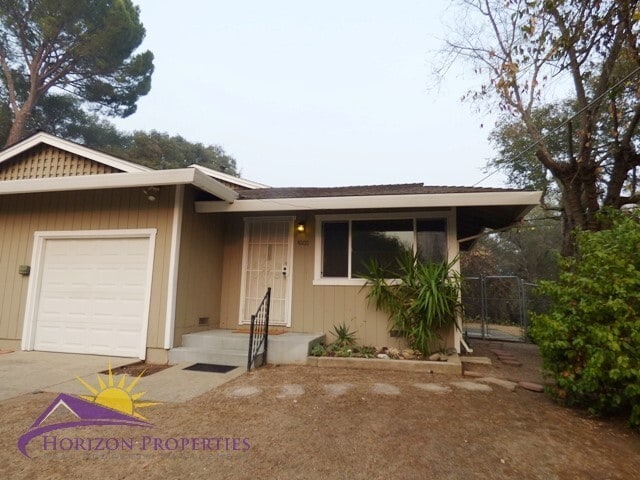 Photo - 4000-4002 Earnscliff Ave Unidad 4000 Earncliff Ave