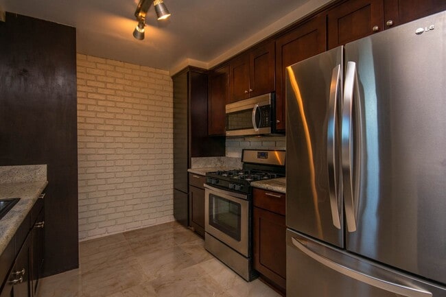 Building Photo - Cozy 2BD/2BA in Carlsbad Village